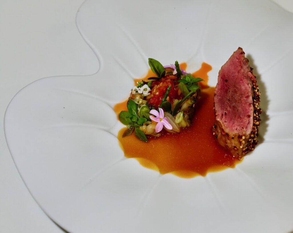 El chef alemán Franz-Josef Unterlechner gana Chef Balfegó 2025 19 Franz Josef Unterlechner Carrillera de Atun Salteada Escabeche de Almejas Azafran Bullabesa0D0A0D0A 1